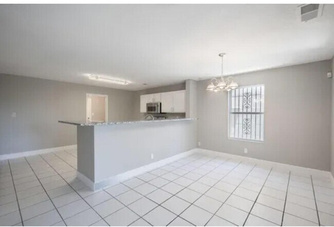 Foto del edificio - 10220 Teal Rd SW