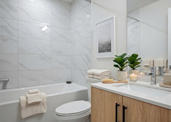 Building Photo - 34395 Gladys Ave