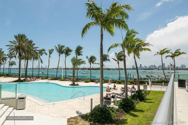 Foto del edificio - 1500 Bay Rd