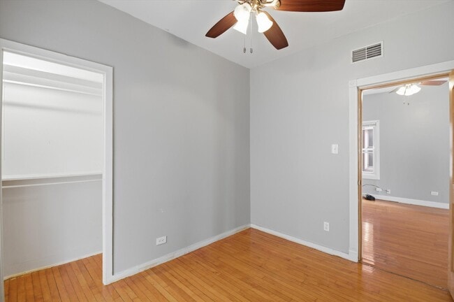 Building Photo - 2911 W Belden Ave