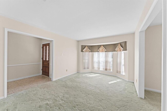 Foto del edificio - 3406 Glenn Lakes Ln