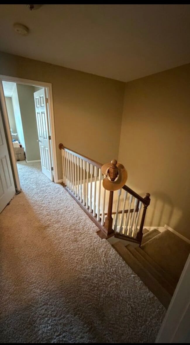 Building Photo - 1110 Ekstam Dr