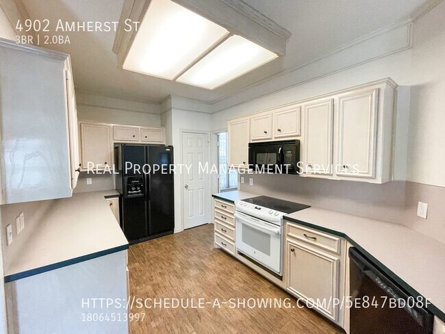 Building Photo - Beautiful 3/2/2 in Whisperwood!
