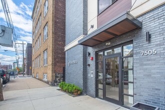 Building Photo - 7505 Park Ave