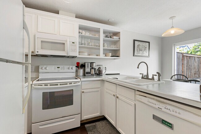 Foto del edificio - 8945 N Calvert Ave