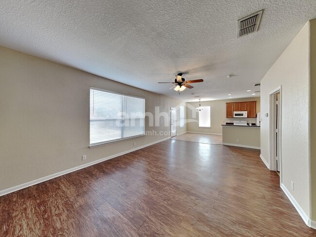 Foto del edificio - 13903 Bella Donna