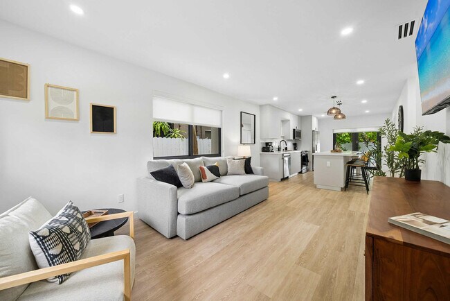 Foto del edificio - 3737 Frow Ave