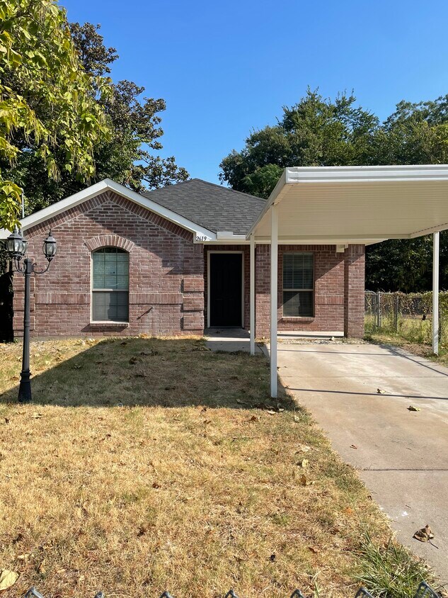 Primary Photo - 2619 Stephenson Dr