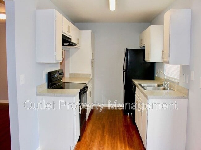 Building Photo - 6291 Arlington Ct