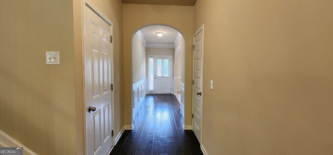 Building Photo - 525 Twelve Oaks Dr