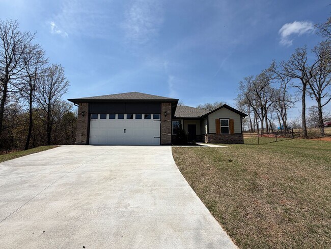 Foto del edificio - New Construction 3 bedroom, 2 bathroom on 1.35 Acre Corner Lot!