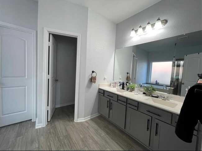 Foto del edificio - 11647 Abby Ridge Way