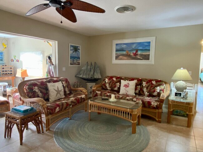 Foto del edificio - 1867 Tudor Rd