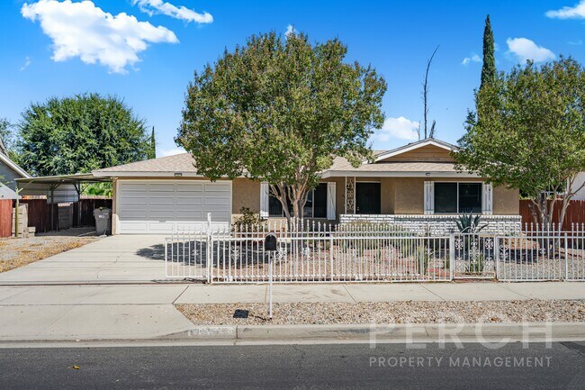 Building Photo - 41344 Mayberry Ave