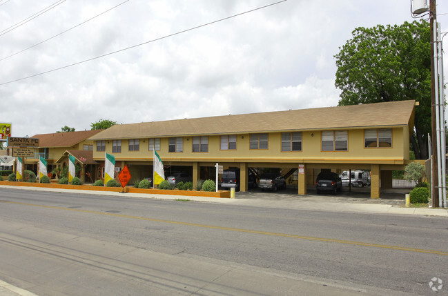 Building Photo - Santa Fe Apartments