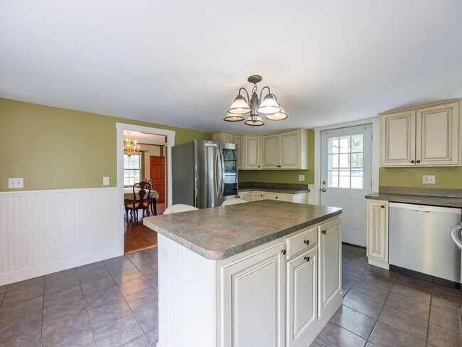 Foto del edificio - 59 Middle Rd