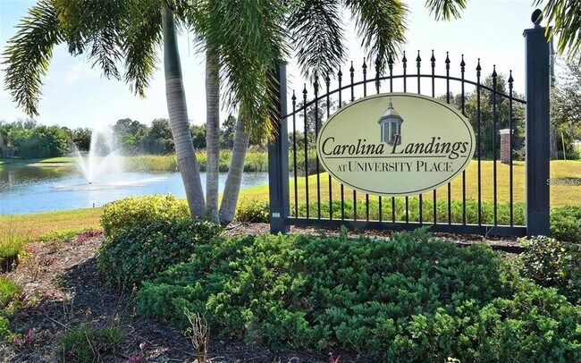 Foto del edificio - 7658 Plantation Cir