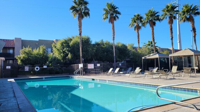 Foto del edificio - 5251 Indian River Dr