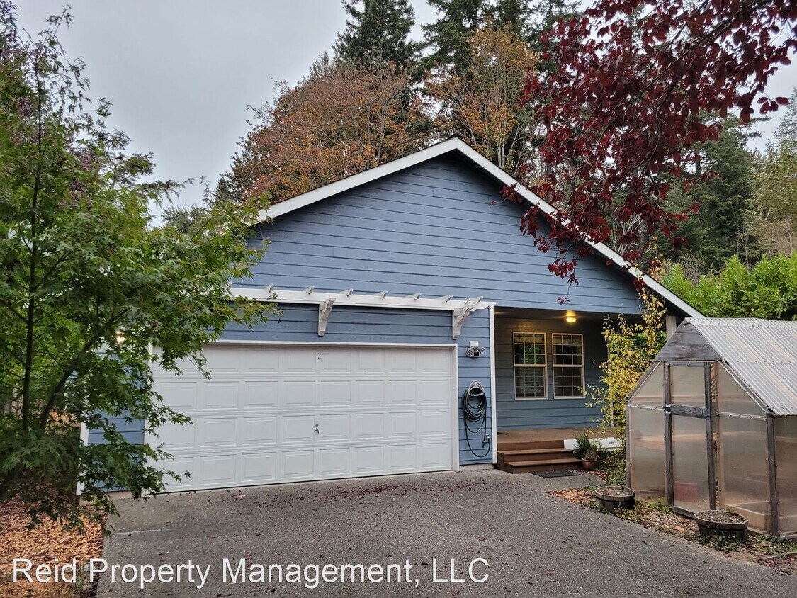 3 br, 2 bath House 26248 Barrett Rd NE House Rental in Kingston, WA