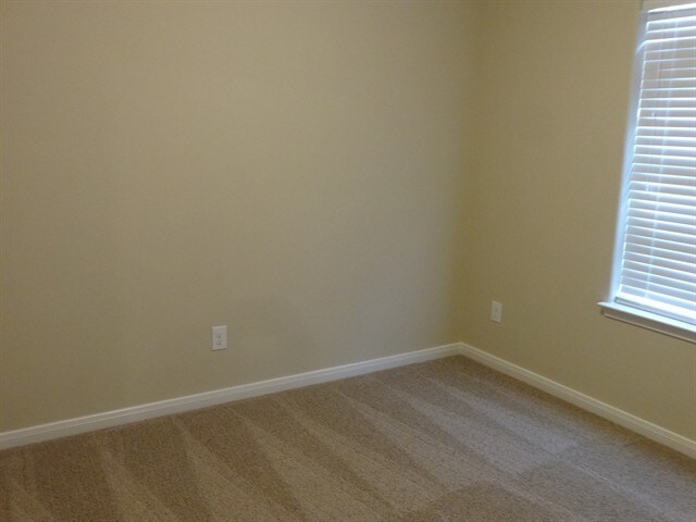 Foto del edificio - 9422 Ivory Trail Ln