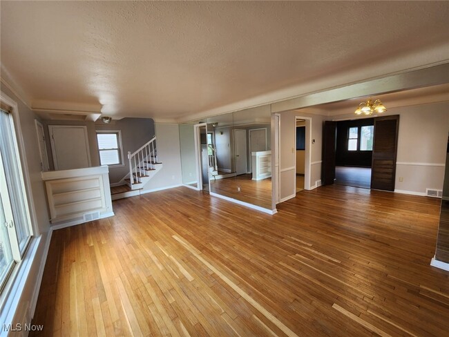 Building Photo - 4093 Bexley Blvd