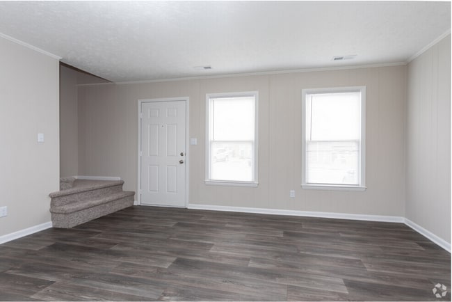 Interior Photo - Cedar Heights