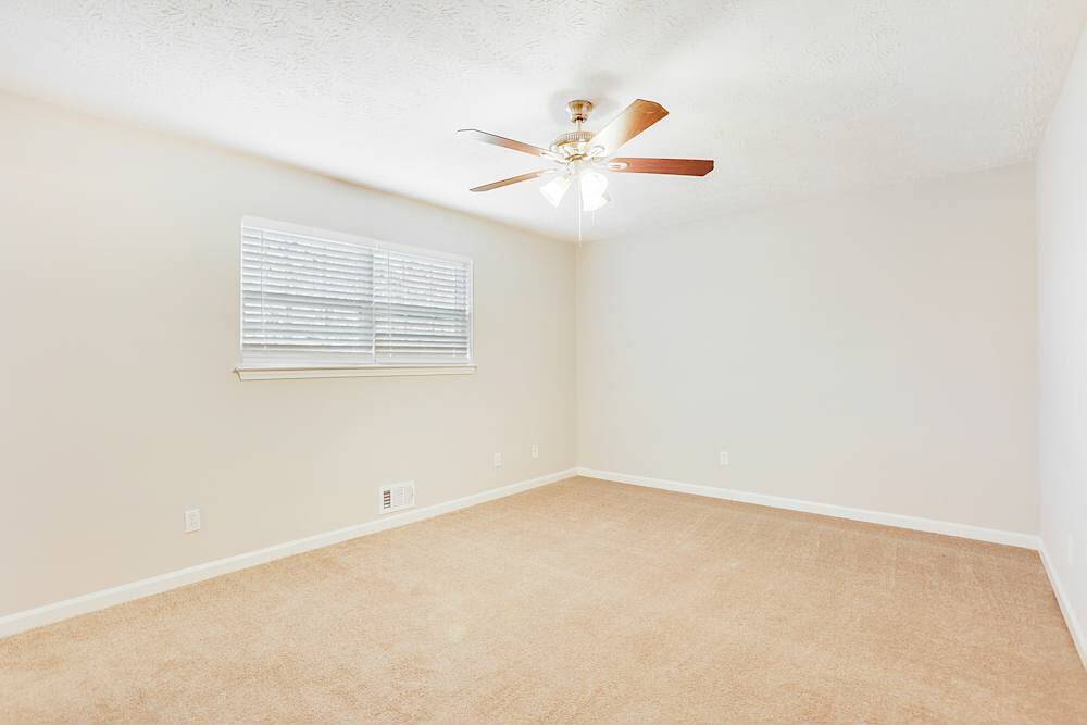 Foto del edificio - 5600 N Allen Rd SE