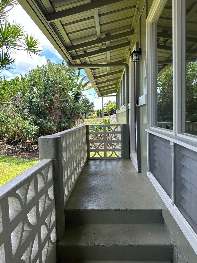Foto del edificio - 3BR/2BA House with driveway and parking