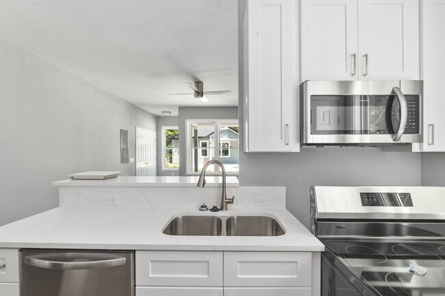 Foto del edificio - 422 NW 3rd Ave