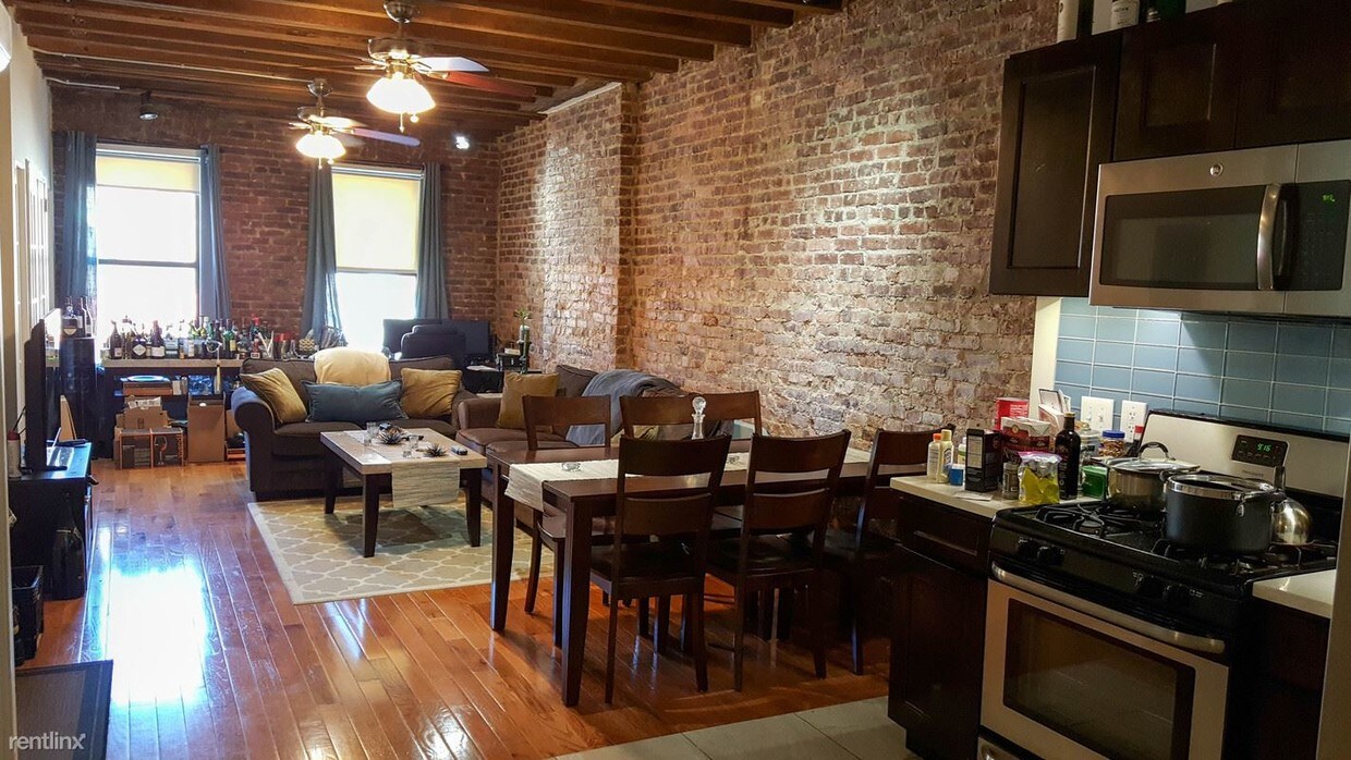 Foto principal - 1077 Nostrand Ave