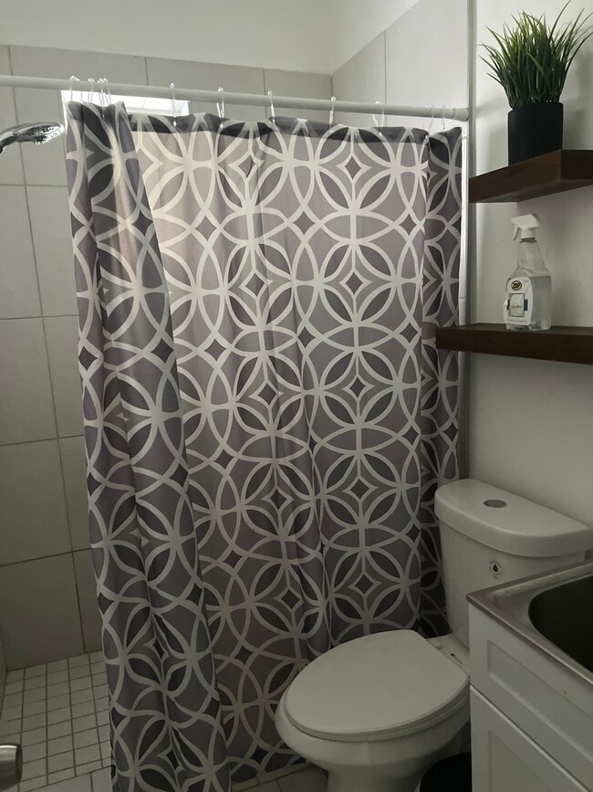 Building Photo - 7615 SW 18th St