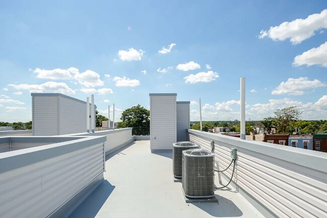 Foto del edificio - 1715 N 25th St