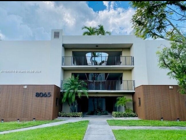 Building Photo - 8075 SW 107th Ave