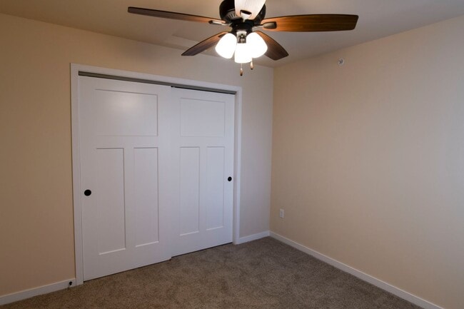 Building Photo - River Trail Estates - Half Off Security De...