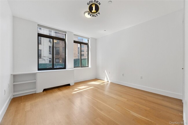 Foto del edificio - 29-11 12th St