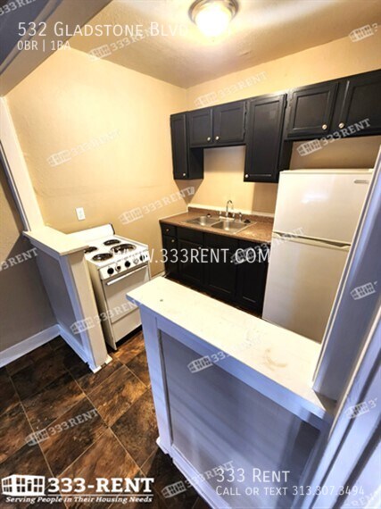 Building Photo - 532 Gladstone Blvd