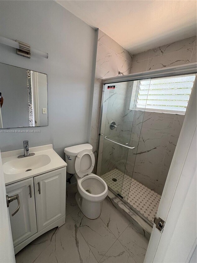 Foto del edificio - 401 NW 43rd Ct