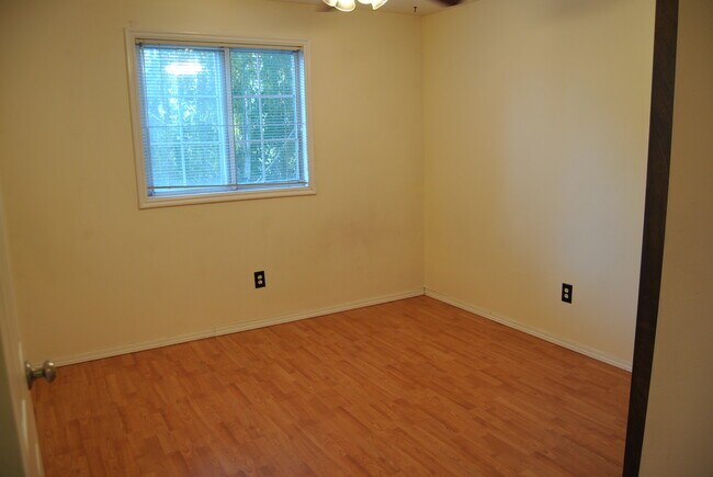 Building Photo - 2110 Rendezvous Rd