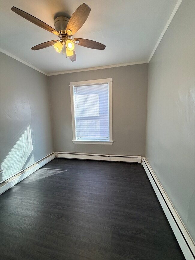 Foto del edificio - 7700 S Green St