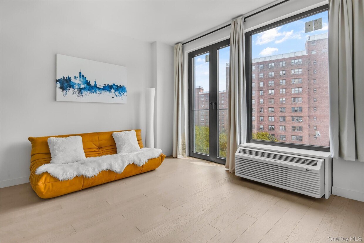 Foto principal - 181 E 101st St