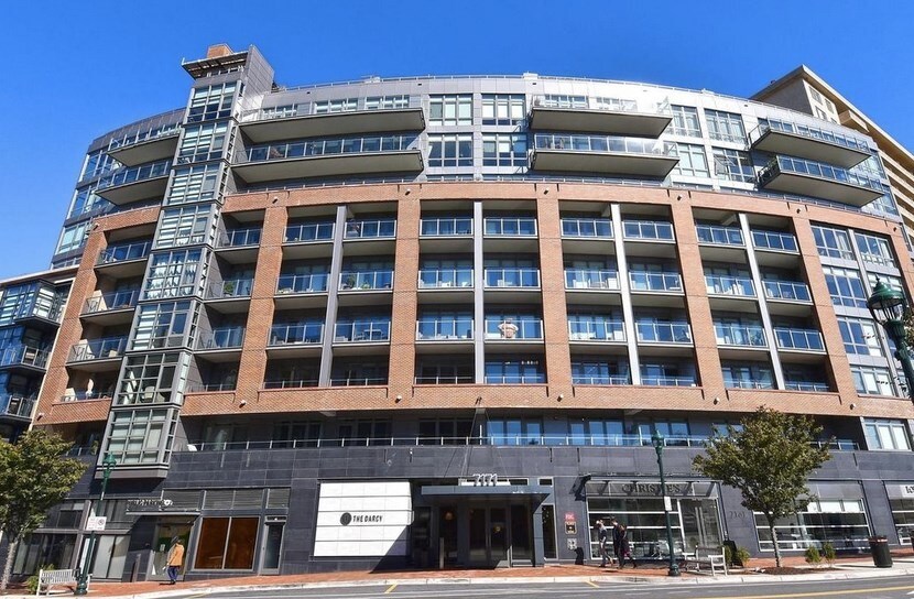 7171 Woodmont Ave, Bethesda, MD 20814 Condo for Rent in Bethesda, MD