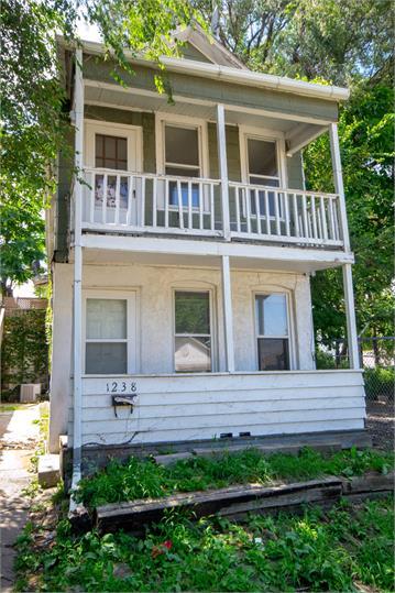 Building Photo - 1238 S 15th St