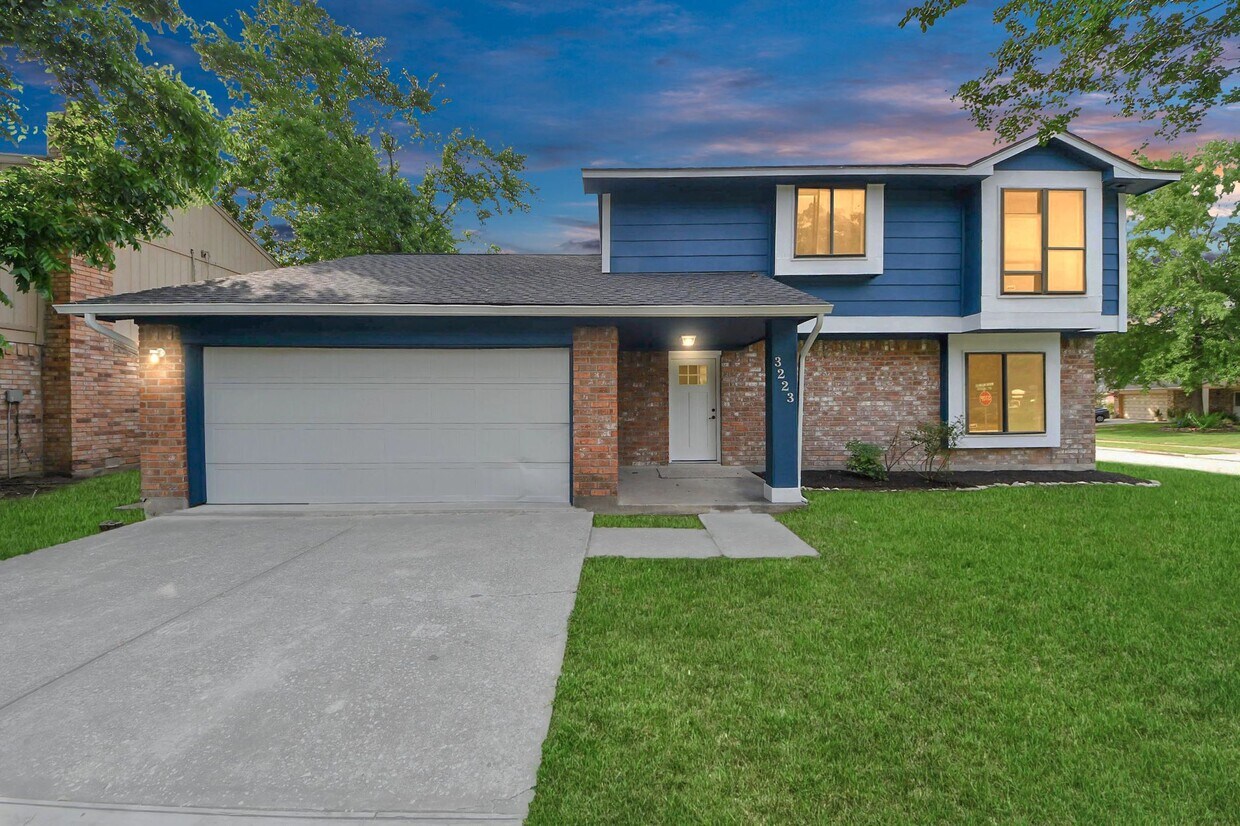 Foto principal - 3223 Deer Valley Dr