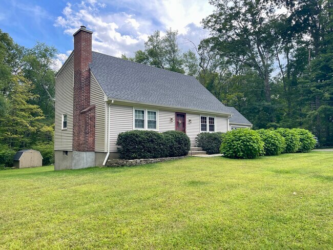 Foto del edificio - 22 Carol Dr