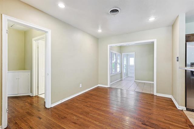 Building Photo - 3562 Stadium Dr