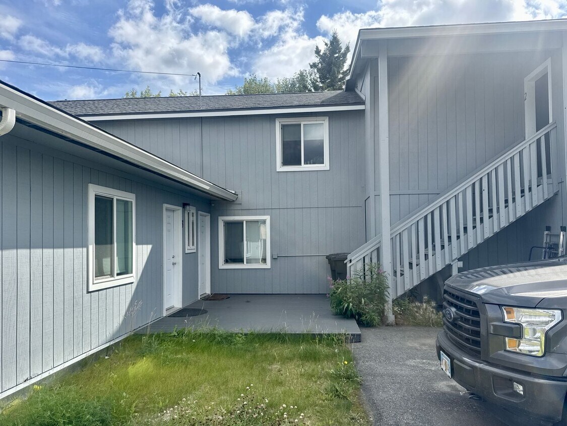 Foto principal - 1323 Kalakaket St