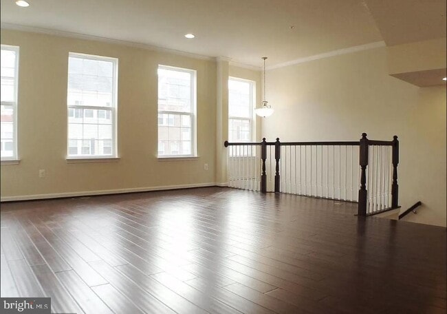 Building Photo - 8618 Stone Hill Ln