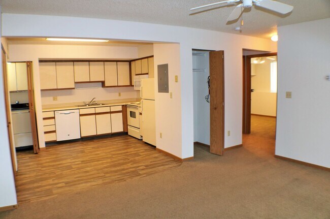 Foto del edificio - 403 S. Scott Boulevard