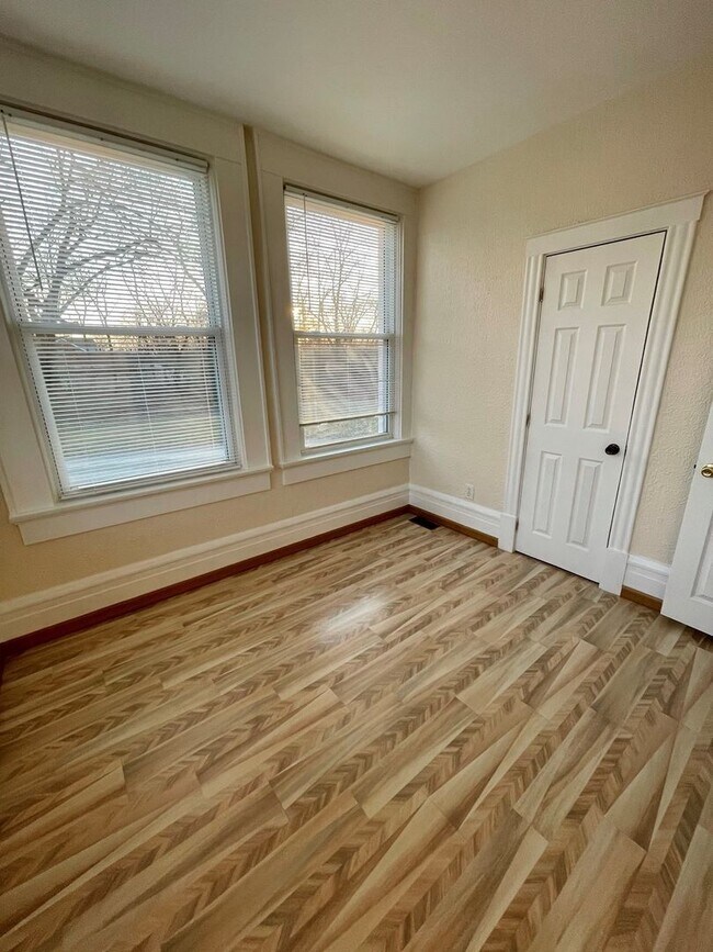Building Photo - 3119 Tytus Ave