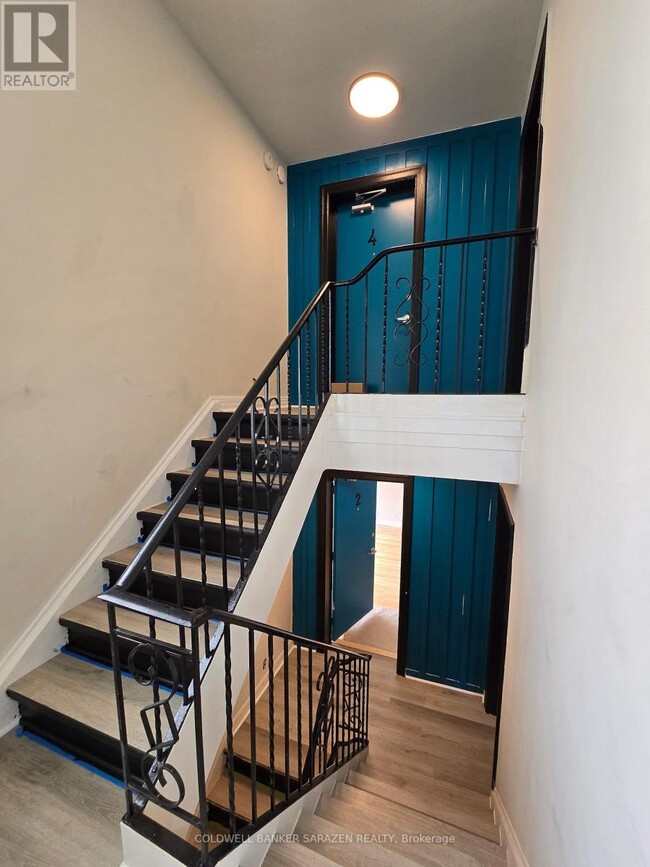 Building Photo - 33 Coupal St